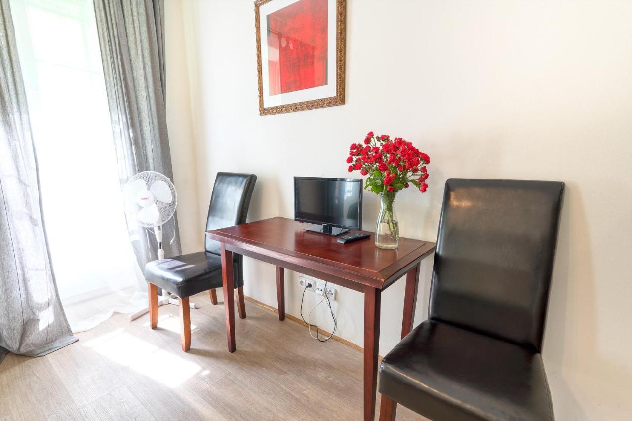 Nobles Apartments プラハ エクステリア 写真