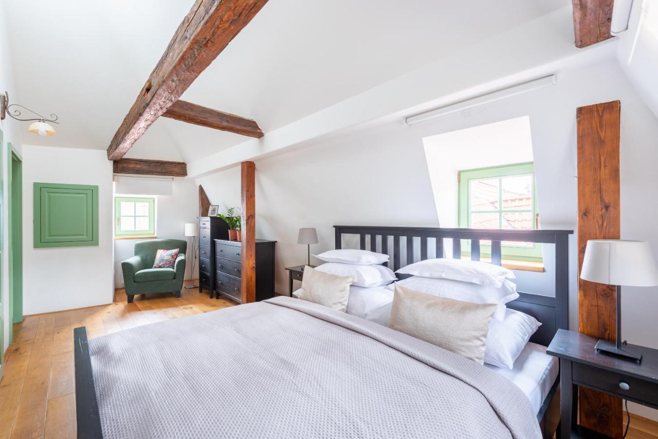 Nobles Apartments プラハ エクステリア 写真